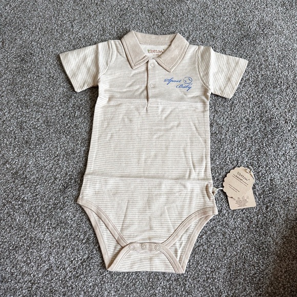 NWT, 2 baby boy onsies,12-18 months - Picture 2 of 8